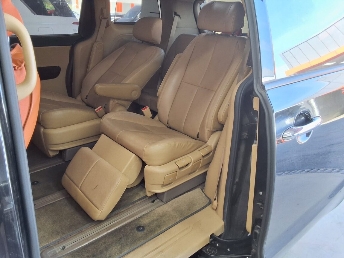 KIA ALL NEW CARNIVAL 7-SEATER LIMOUSINE DIESEL VIP 2018 - zdjęcie 12