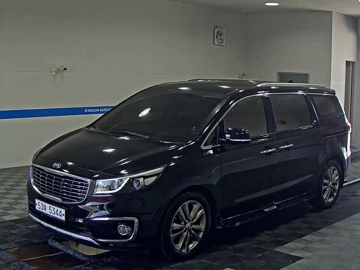 KIA ALL NEW CARNIVAL 7-SEATER LIMOUSINE DIESEL VIP 2018 - zdjęcie 2
