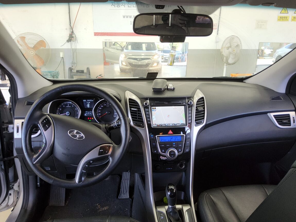 HYUNDAI NEW i30 1.6 GDi PYL 2014 - zdjęcie 11