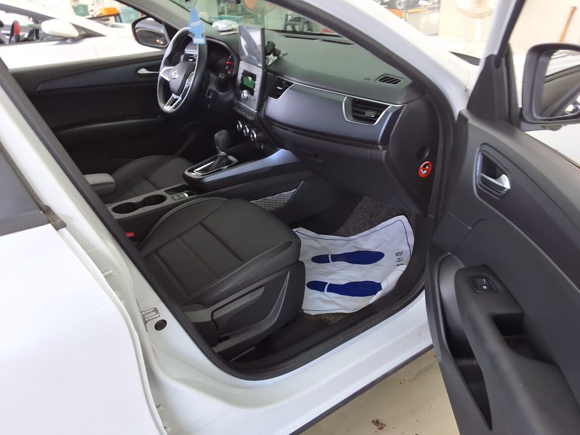 RENAULT (SAMSUNG) XM3 1.3 TCe LE 2020 - zdjęcie 14