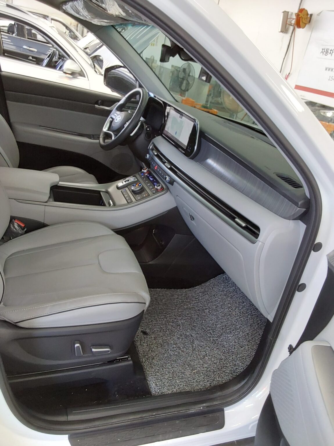 HYUNDAI THE NEW PALISADE 3.8 GASOLINE AWD LE BLANC 2024 - zdjęcie 14