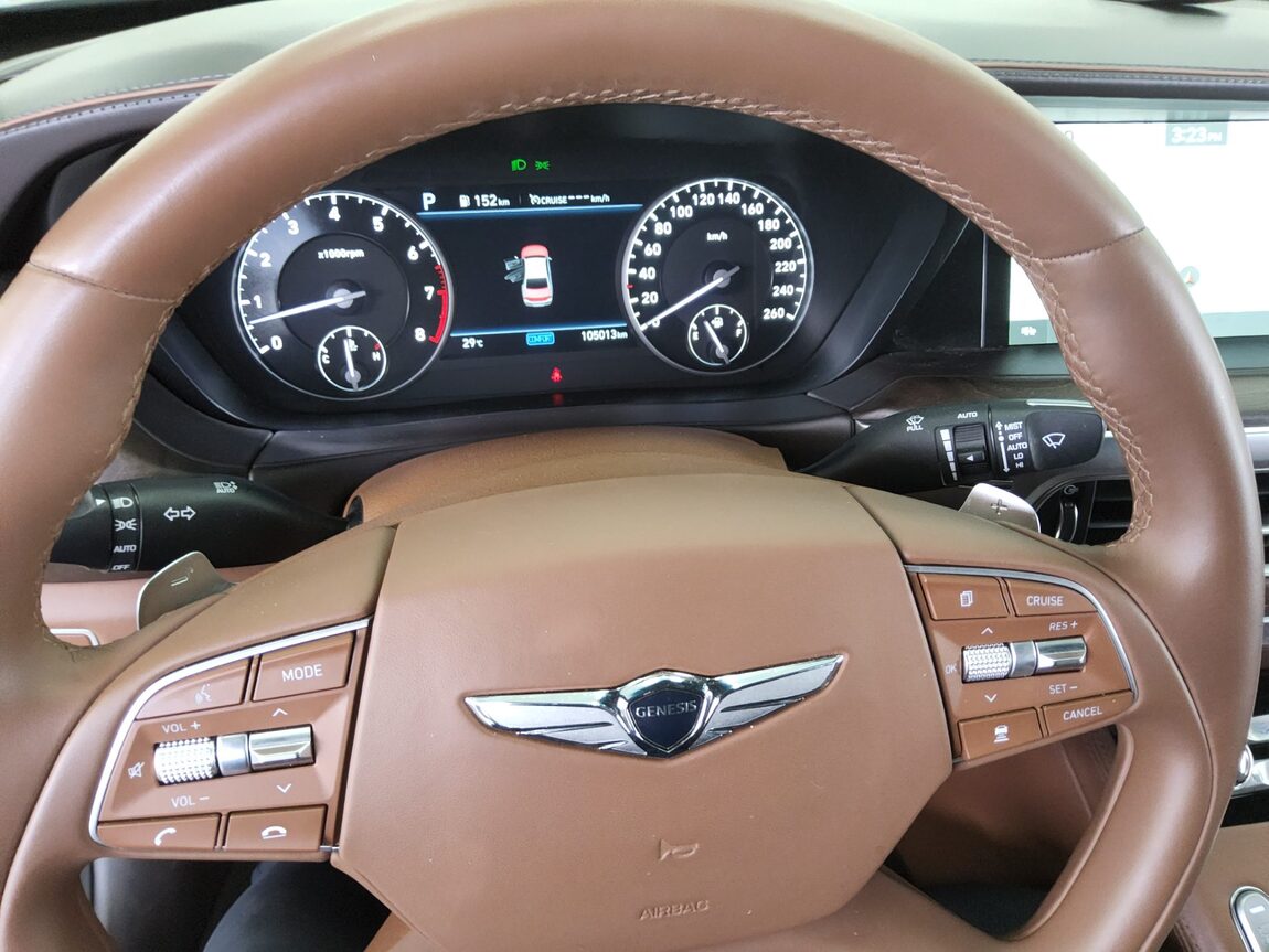 GENESIS G90 5.0 AWD PRESTIGE 2020 - zdjęcie 17