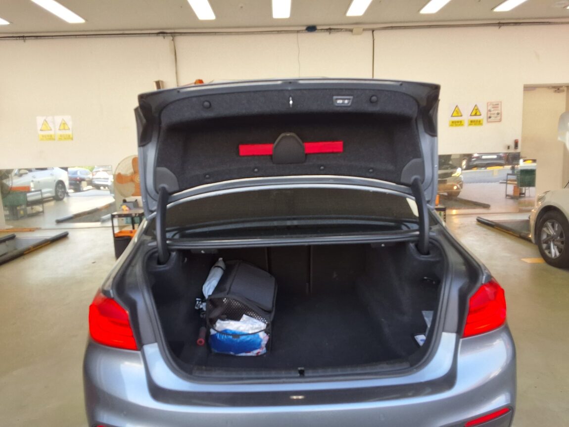 BMW 5 SERIES (7TH GEN) 530i xDRIVE M SPORT PACK PLUS 2018 - zdjęcie 15