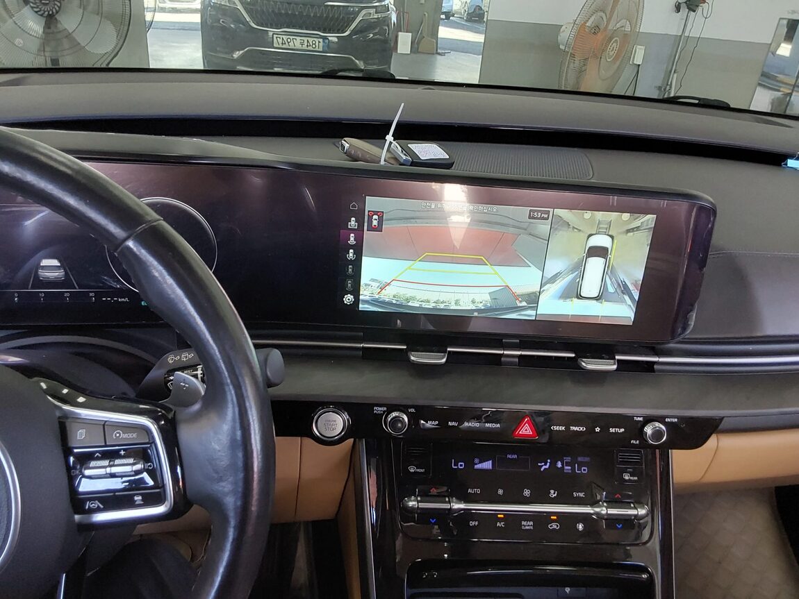KIA NEW CARNIVAL (KA4) 9-SEATER DIESEL SIGNATURE 2021 - zdjęcie 17