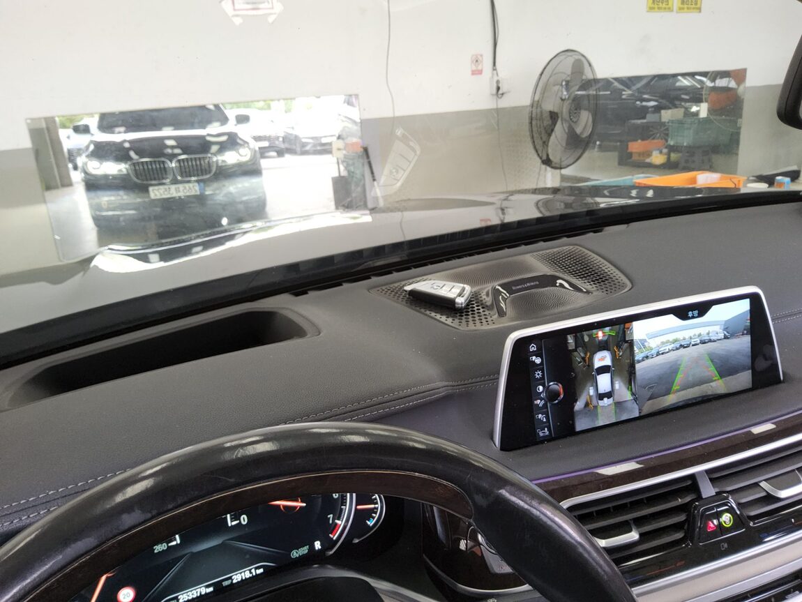 BMW 7 SERIES (6TH GEN) 750Li xDRIVE LUXURY 2016 - zdjęcie 19