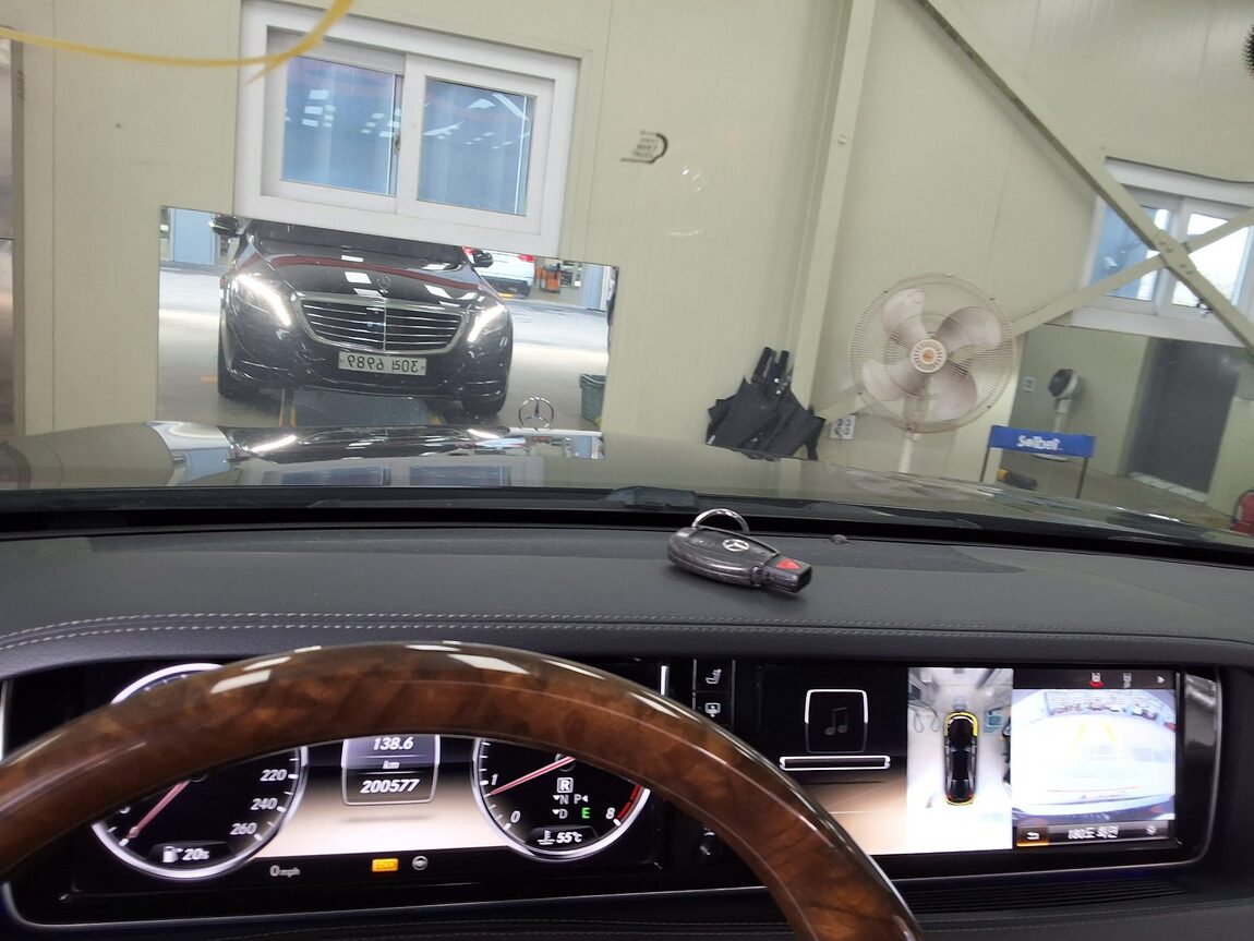 MERCEDES-BENZ S-CLASS (6TH GEN) S500L 4MATIC 2014 - zdjęcie 25