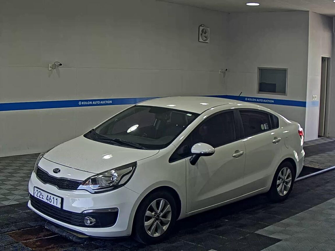 KIA THE NEW PRIDE 4-DOOR 1.4 MPI TRENDY 2016 - zdjęcie 2