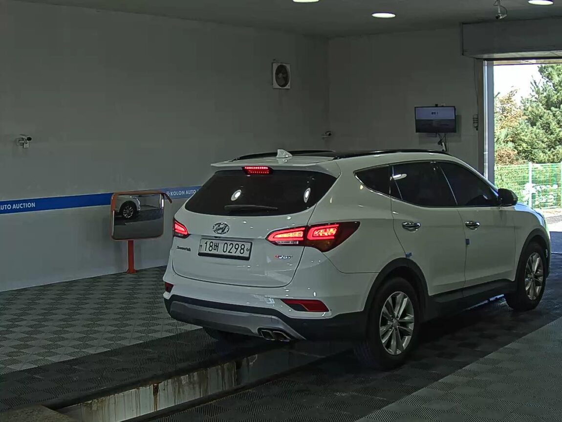 HYUNDAI SANTA FE THE PRIME DIESEL R2.0 2WD PREMIUM 2017 - zdjęcie 5