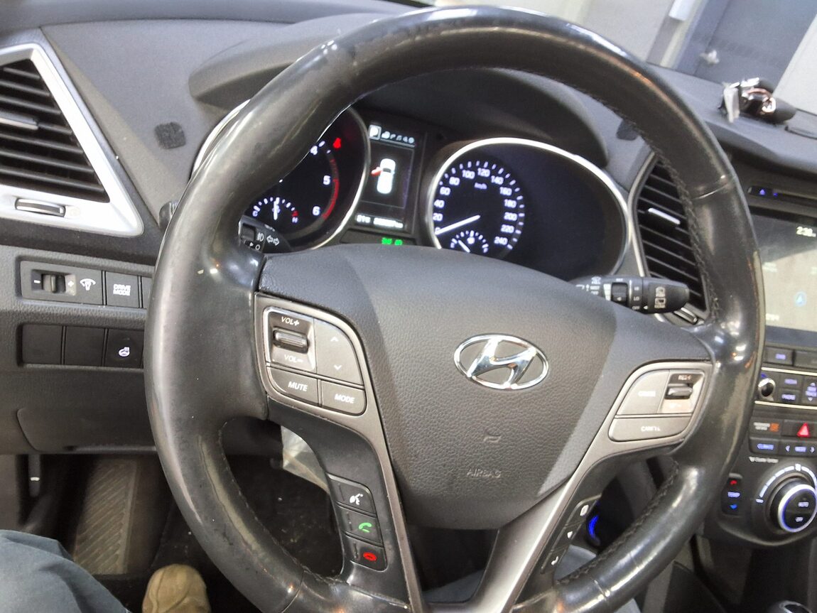 HYUNDAI SANTA FE THE PRIME DIESEL R2.0 2WD EXCLUSIVE 2016 - zdjęcie 23
