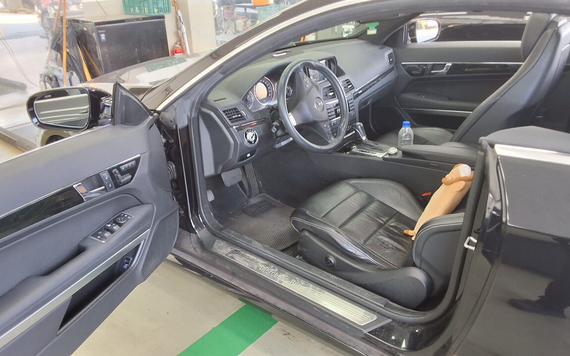 MERCEDES-BENZ E-CLASS (4TH GEN) COUPE E350 2010 - zdjęcie 10