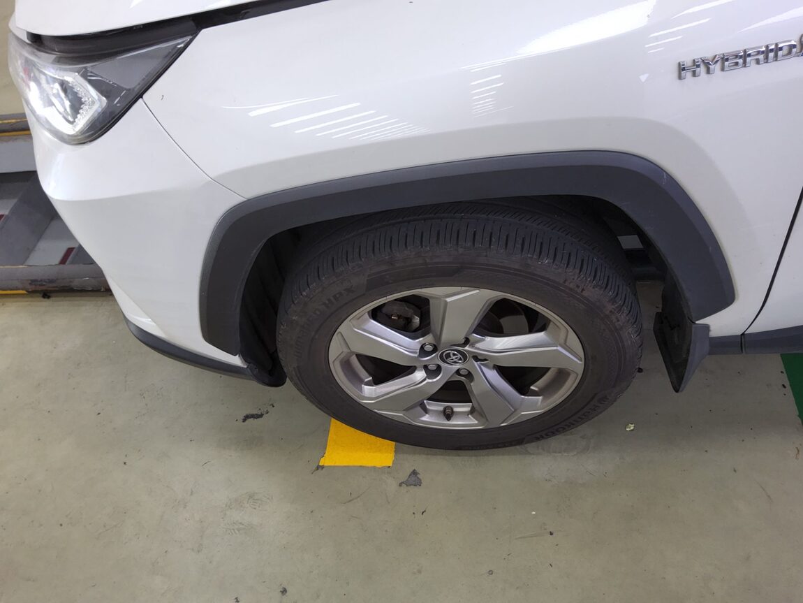 TOYOTA RAV4 (5TH GEN) 2.5 AWD HYBRID 2019 - zdjęcie 22