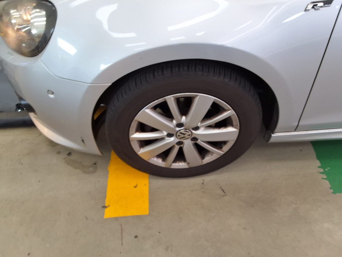 VOLKSWAGEN GOLF (6TH GEN) 1.6 TDI BLUEMOTION STYLE EDITION 2013 - zdjęcie 19