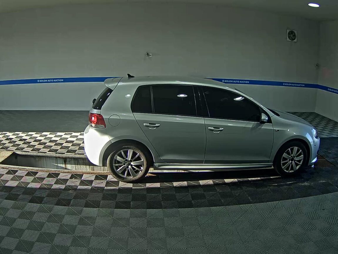 VOLKSWAGEN GOLF (6TH GEN) 1.6 TDI BLUEMOTION STYLE EDITION 2013 - zdjęcie 4