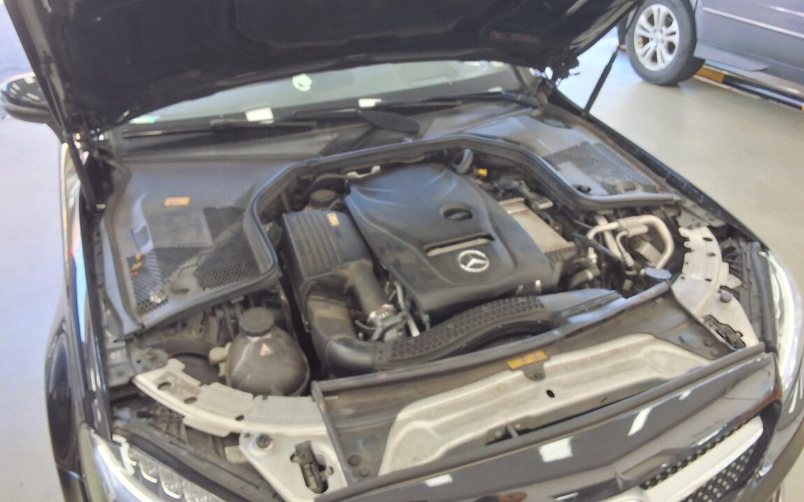 MERCEDES-BENZ C-CLASS (4TH GEN) C200 COUPE 2016 - zdjęcie 19