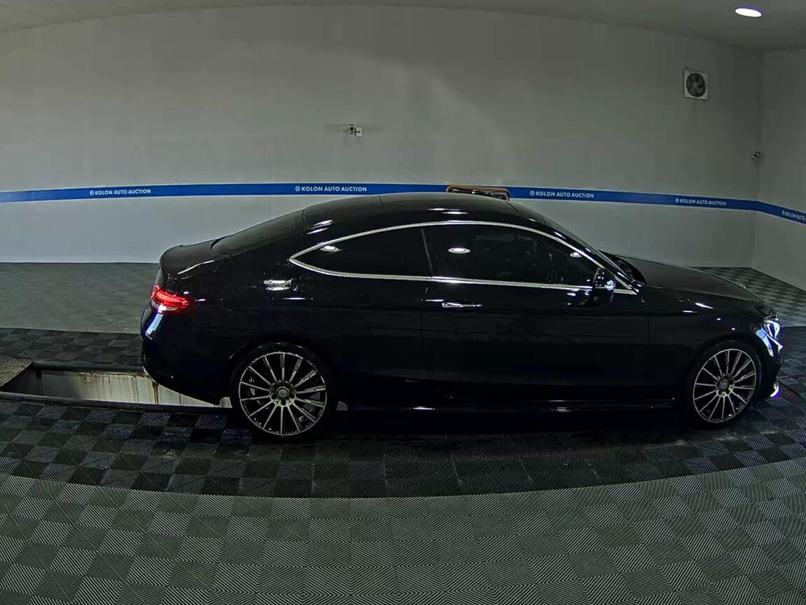 MERCEDES-BENZ C-CLASS (4TH GEN) C200 COUPE 2016 - zdjęcie 4