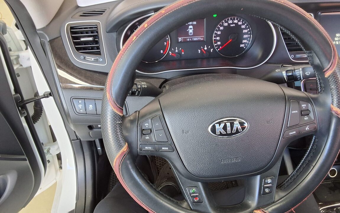 KIA THE NEW K7 2.4 GDI PRESTIGE SPECIAL 2013 - zdjęcie 17