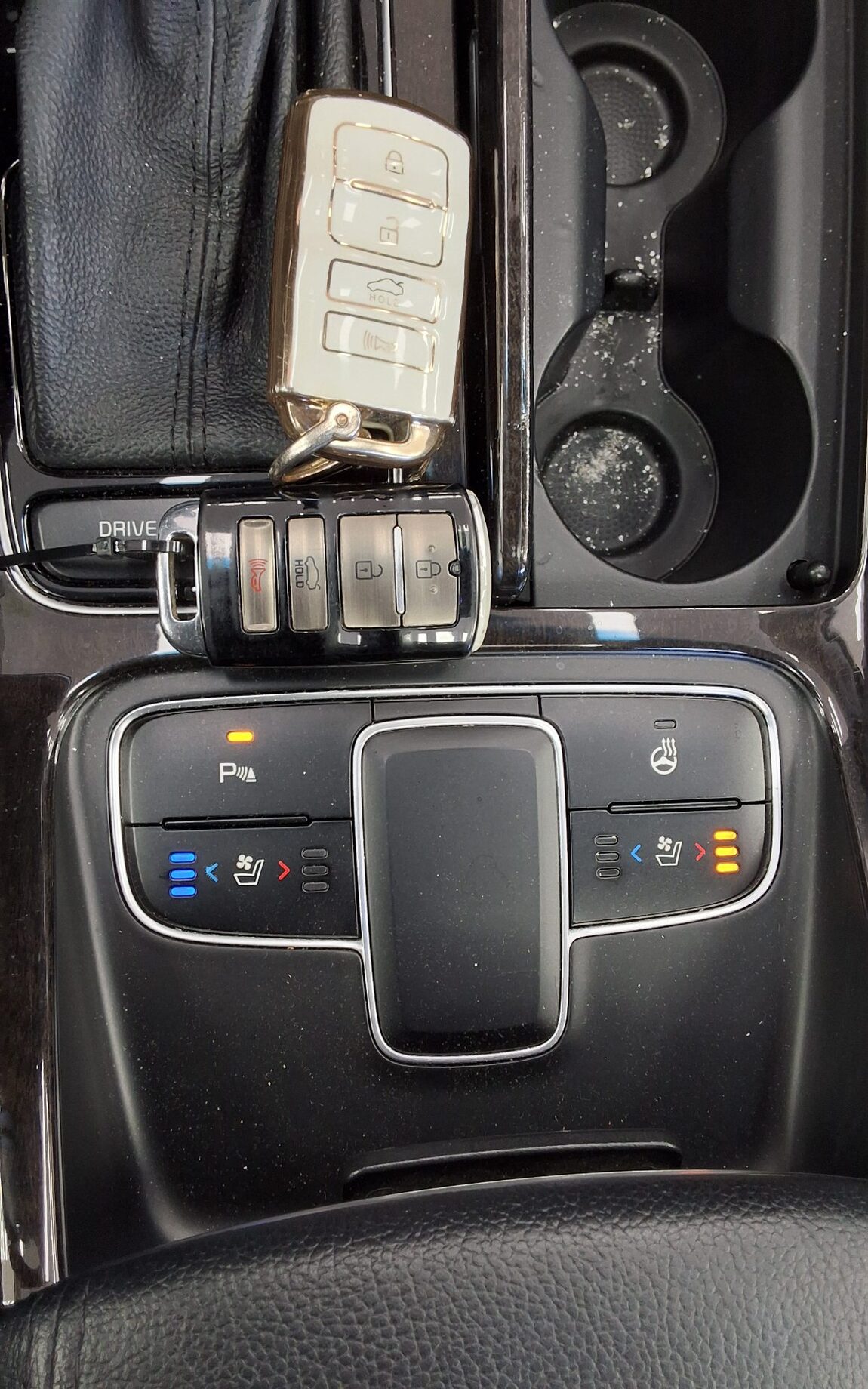 KIA THE NEW K7 2.4 GDI PRESTIGE SPECIAL 2013 - zdjęcie 20