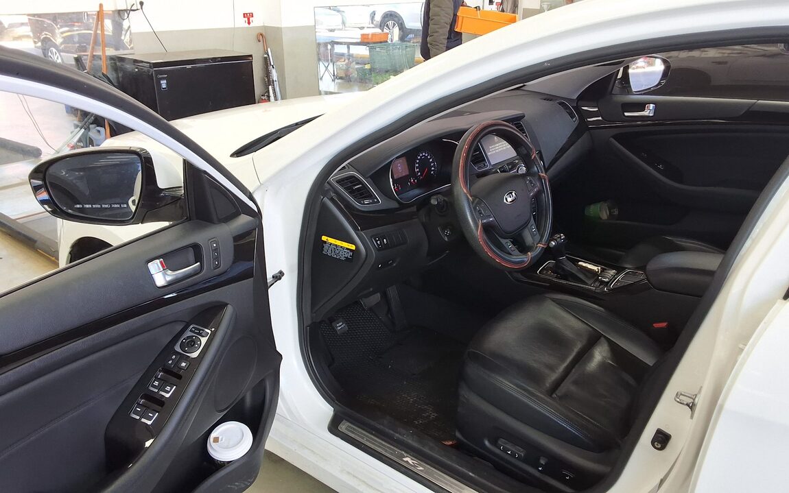 KIA THE NEW K7 2.4 GDI PRESTIGE SPECIAL 2013 - zdjęcie 10