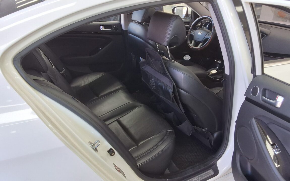 KIA THE NEW K7 2.4 GDI PRESTIGE SPECIAL 2013 - zdjęcie 13