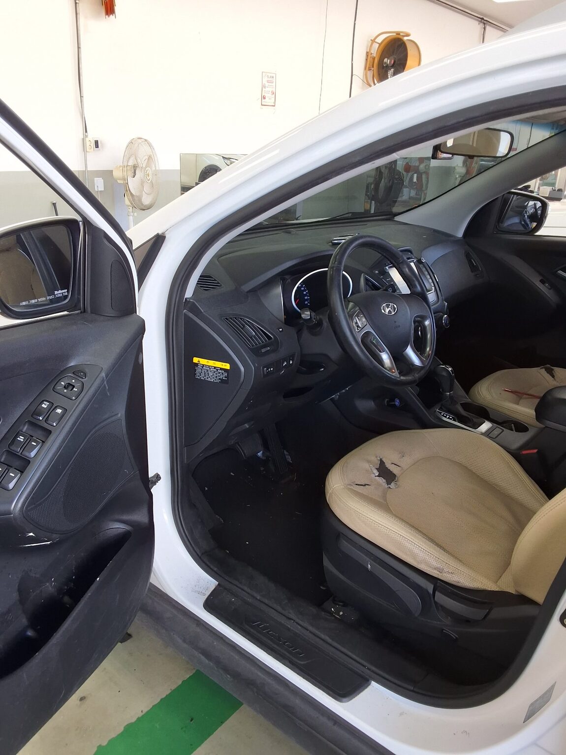 HYUNDAI NEW TUCSON ix DIESEL R2.0 2WD SMART SPECIAL 2015 - zdjęcie 10