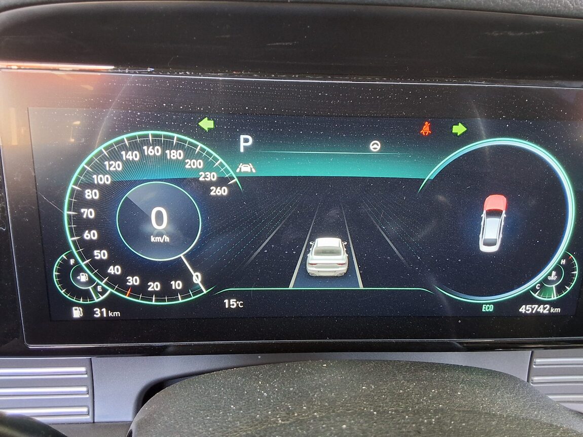 HYUNDAI THE NEW GRANDEUR IG GASOLINE 2.5 LE BLANC 2022 - zdjęcie 9