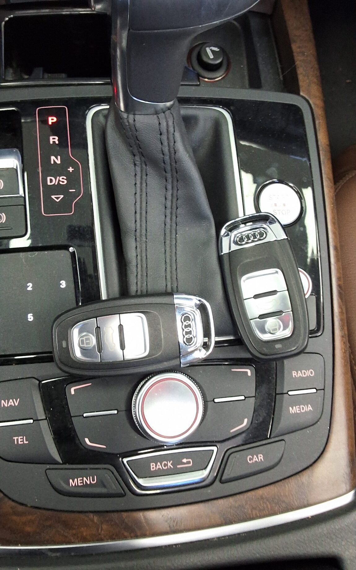 AUDI A6 (4TH GEN) 3.0 TDI QUATTRO DYNAMIC 2014 - zdjęcie 20