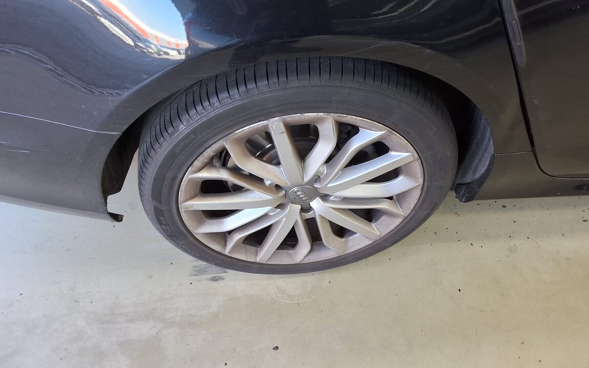AUDI A6 (4TH GEN) 3.0 TDI QUATTRO DYNAMIC 2014 - zdjęcie 27