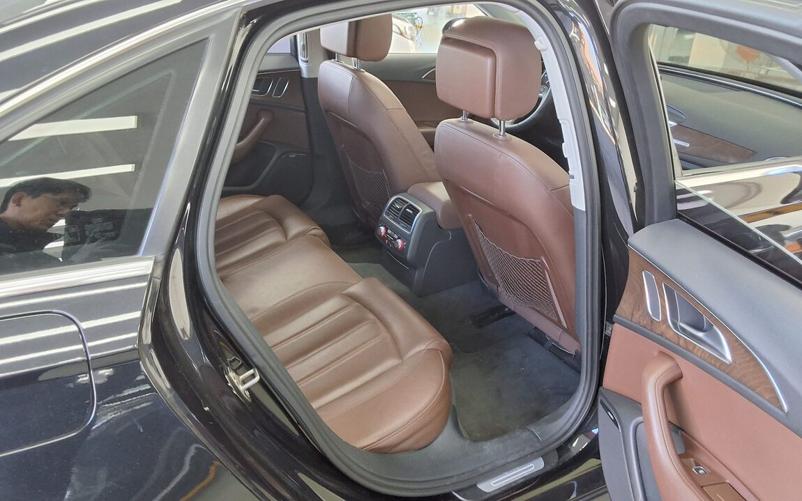 AUDI A6 (4TH GEN) 3.0 TDI QUATTRO DYNAMIC 2014 - zdjęcie 13