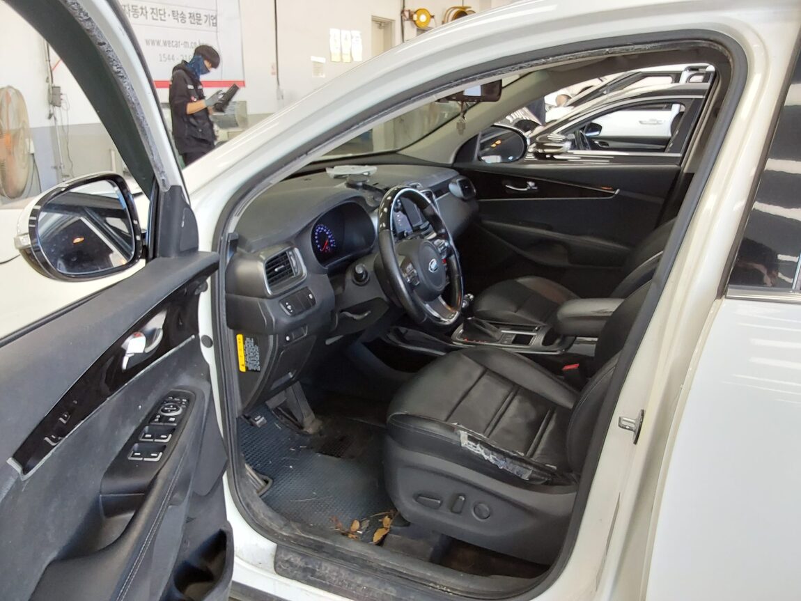 KIA ALL NEW SORENTO R2.0 4WD PRESTIGE 2015 - zdjęcie 10