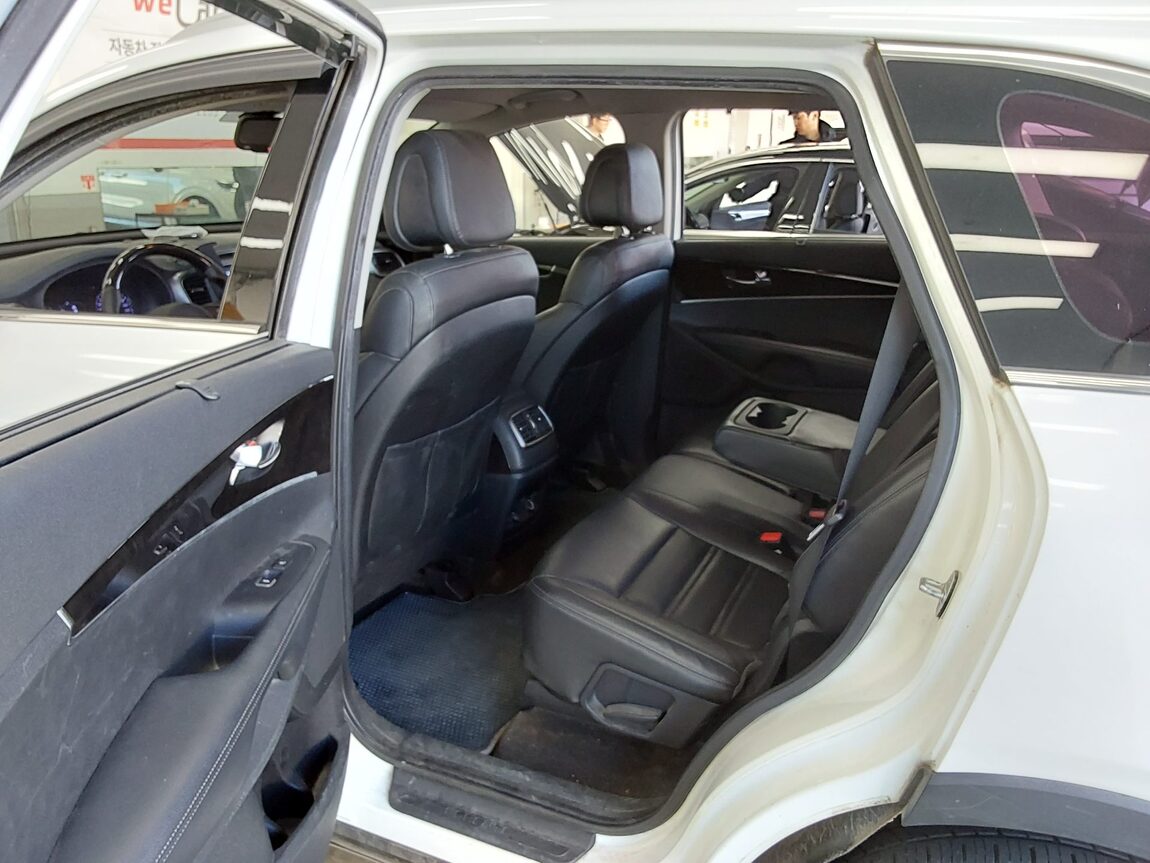 KIA ALL NEW SORENTO R2.0 4WD PRESTIGE 2015 - zdjęcie 12