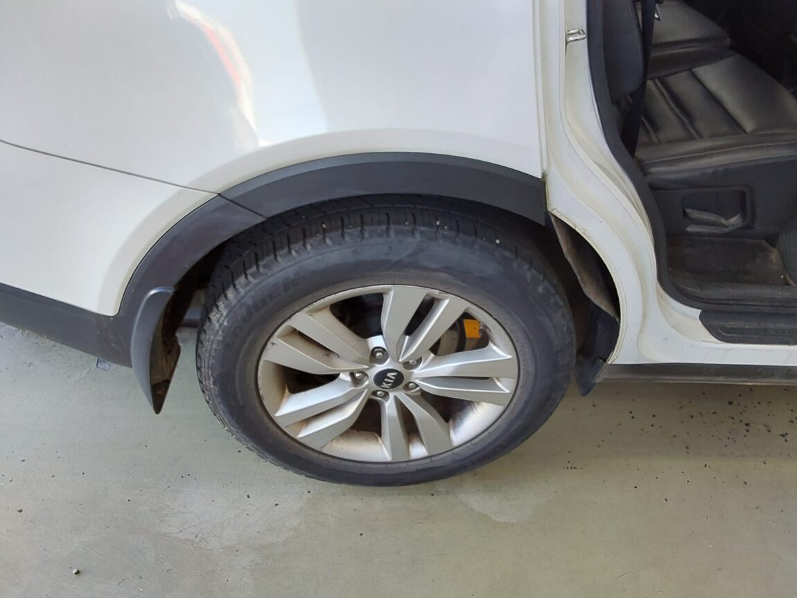 KIA ALL NEW SORENTO R2.0 4WD PRESTIGE 2015 - zdjęcie 23