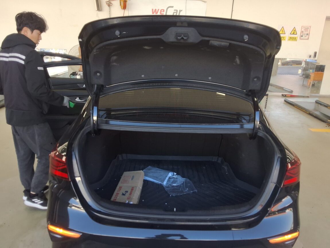 KIA ALL NEW K3 1.6 GASOLINE LUXURY 2019 - zdjęcie 15