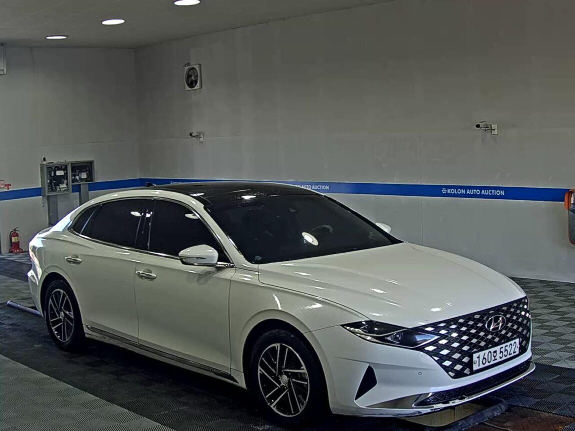 HYUNDAI THE NEW GRANDEUR IG LPi 3.0 RENTAL CAR MODERN 2021 - zdjęcie 3
