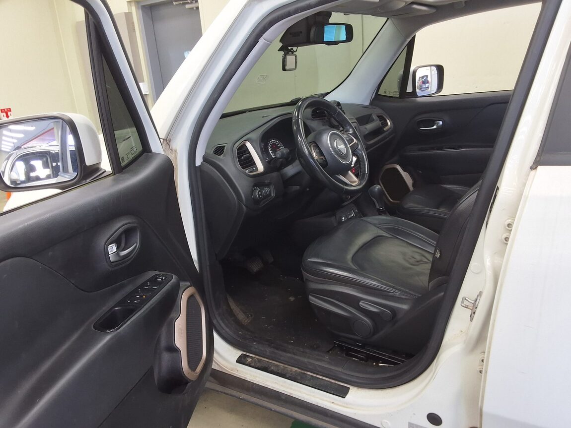 JEEP RENEGADE 2.0 DIESEL AWD LONGITUDE 2016 - zdjęcie 11