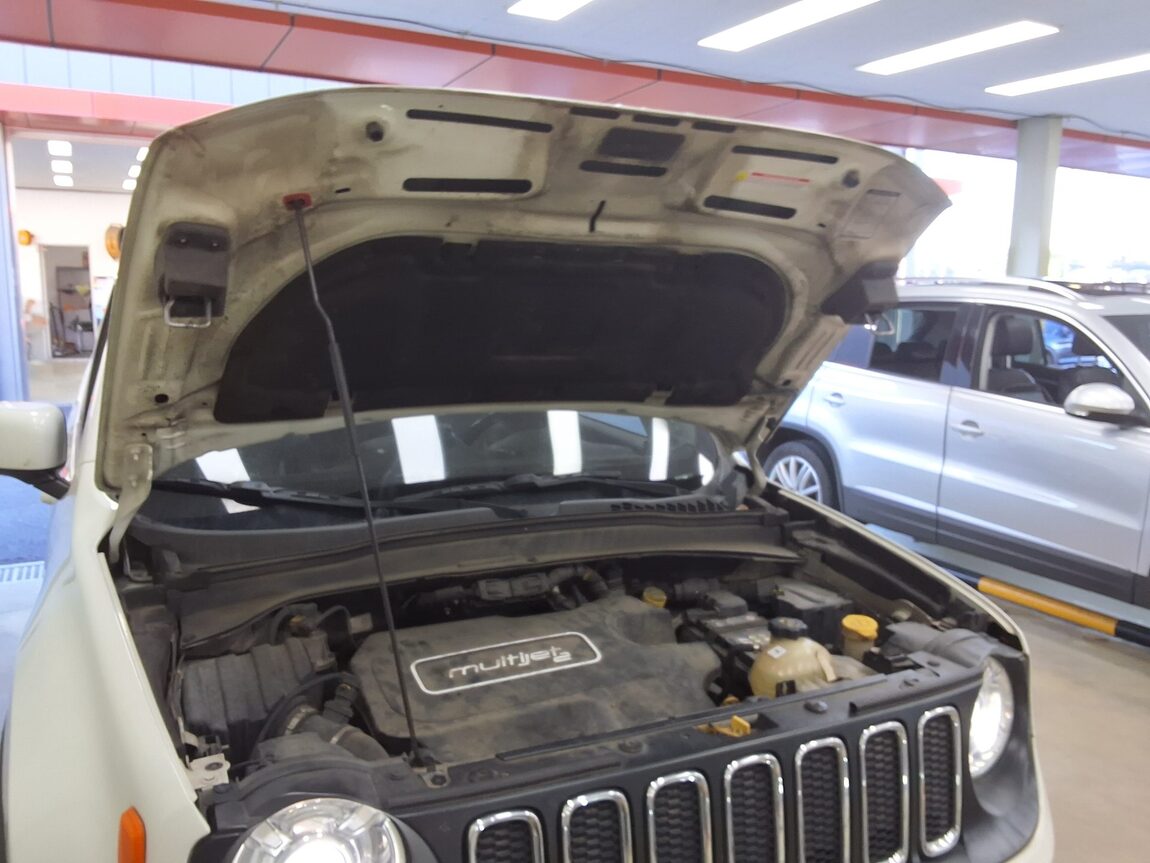 JEEP RENEGADE 2.0 DIESEL AWD LONGITUDE 2016 - zdjęcie 18