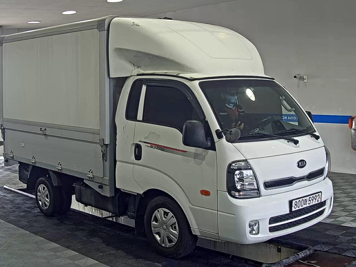 KIA THE NEW BONGO III CARGO WING BODY MANUAL 2022 - zdjęcie 3