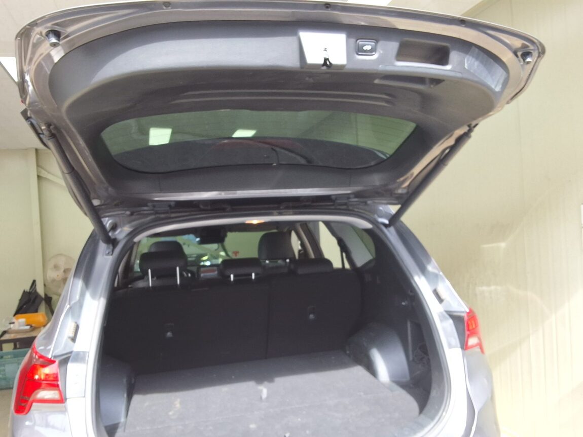 HYUNDAI THE NEW SANTA FE DIESEL 2.2 2WD PRESTIGE 2022 - zdjęcie 16