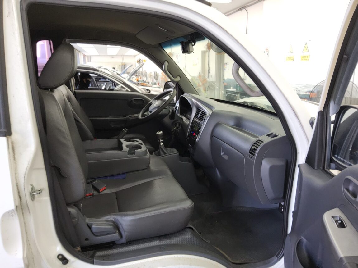 KIA BONGO III CARGO REFRIGERATED BOX TRUCK 2016 - zdjęcie 12