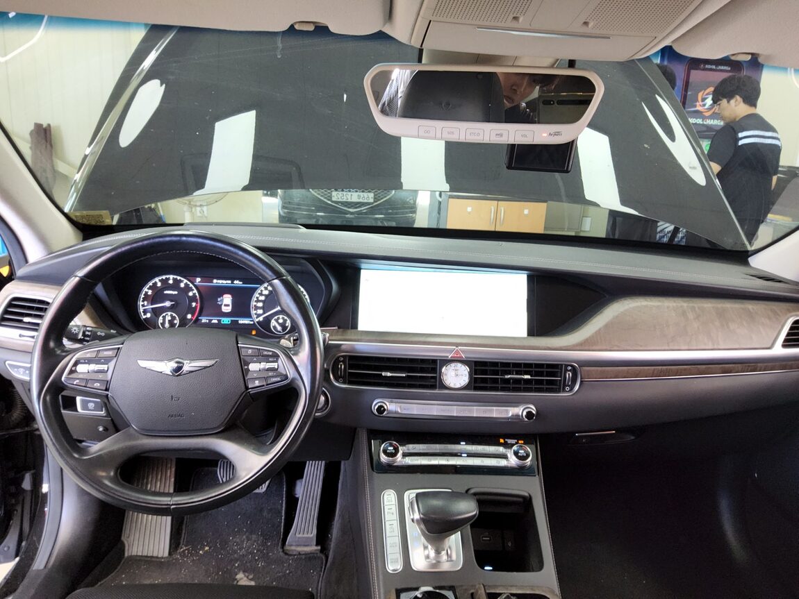 GENESIS G90 3.8 AWD PREMIUM LUXURY 2019 - zdjęcie 11
