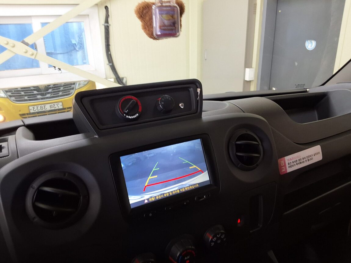 RENAULT (SAMSUNG) MASTER BUS 13-SEATER 2019 - zdjęcie 23