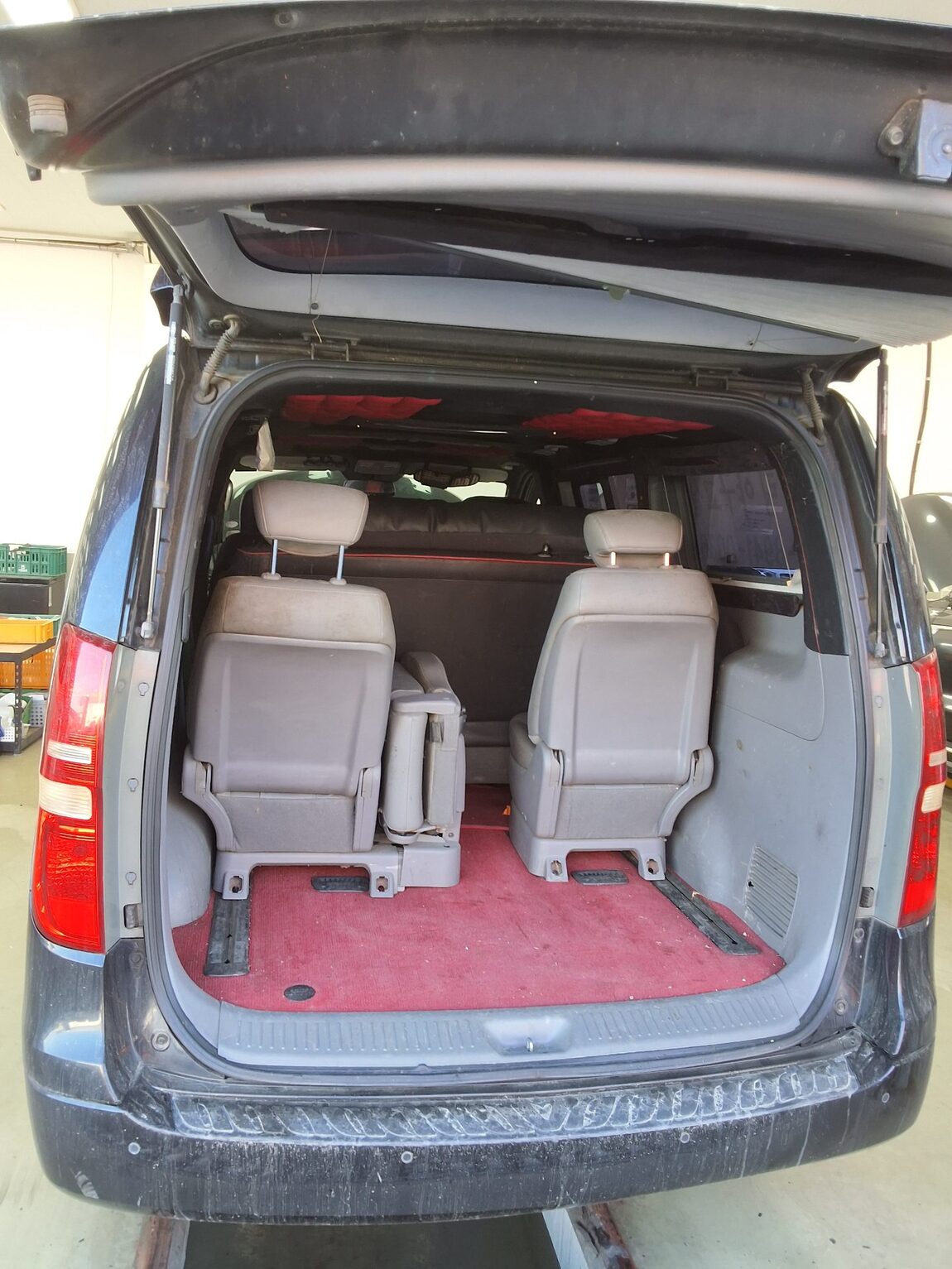 HYUNDAI GRAND STAREX 11-SEATER DIESEL CVX PREMIER 2013 - zdjęcie 15