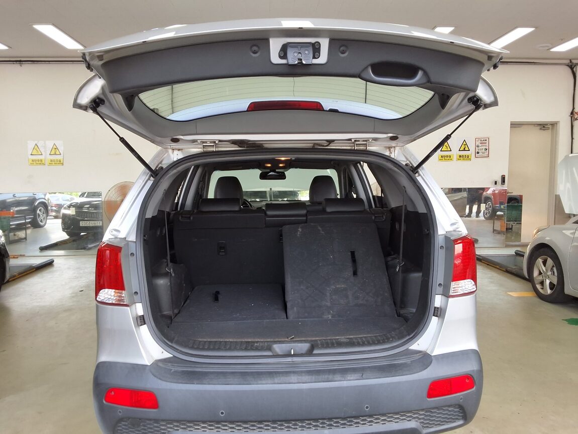 KIA SORENTO R DIESEL 2.2 2WD TLX PREMIUM MODEL 2010 - zdjęcie 15