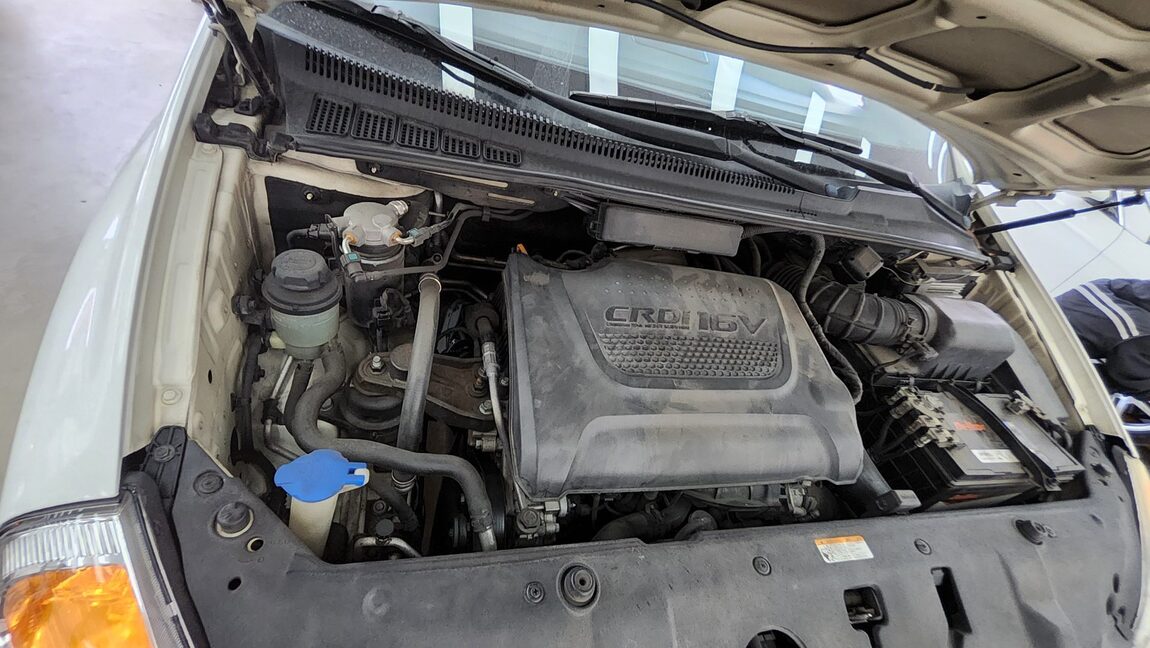 KIA CARNIVAL R 11-SEATER DIESEL GLX PREMIUM 2012 - zdjęcie 21