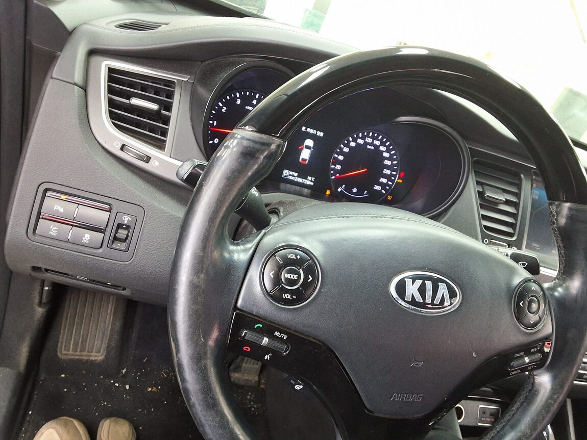 KIA K9 (KH) 3.3 GDI EXECUTIVE 2014 - zdjęcie 23