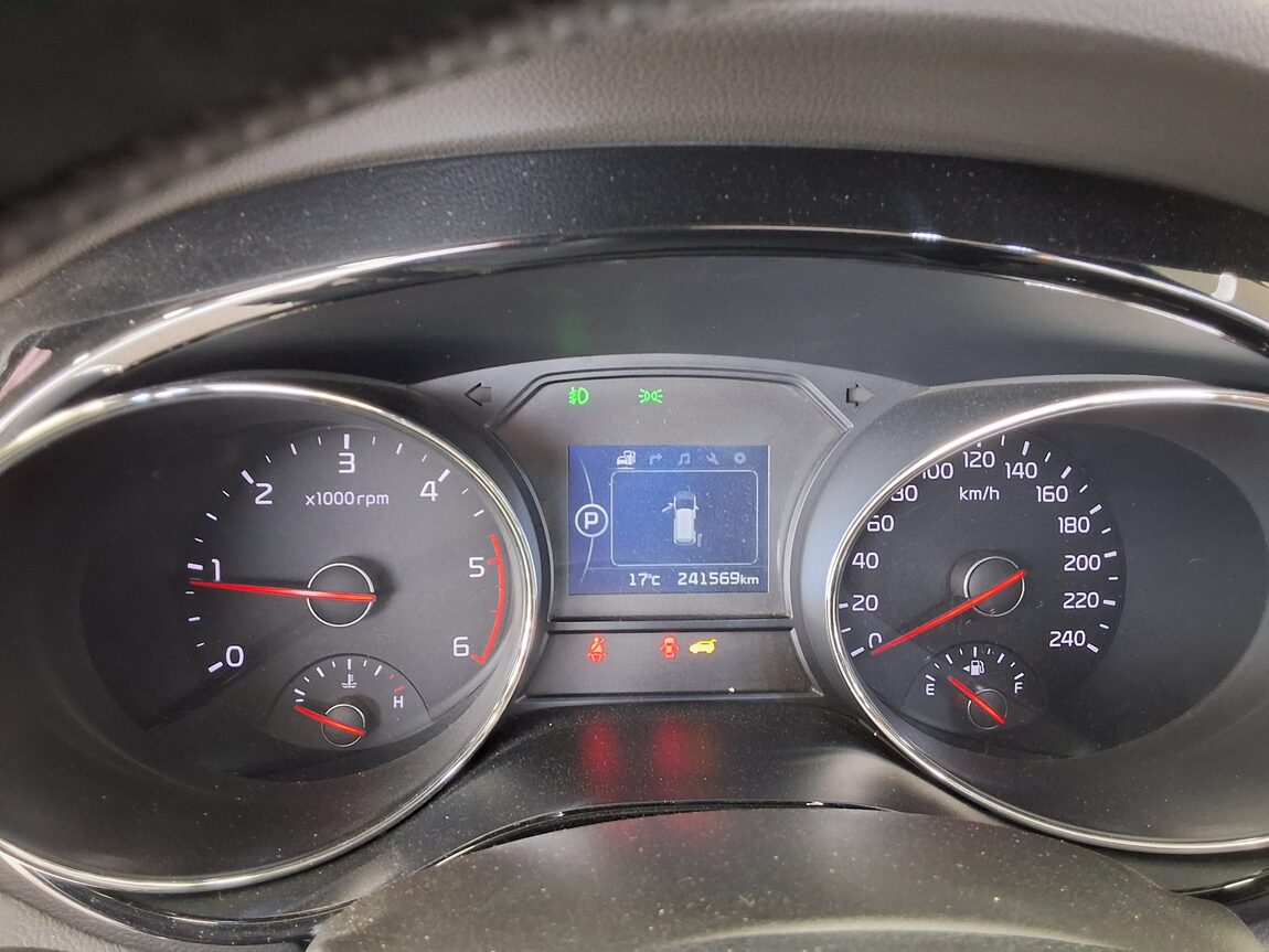 KIA ALL NEW CARNIVAL 9-SEATER DIESEL PRESTIGE 2016 - zdjęcie 9
