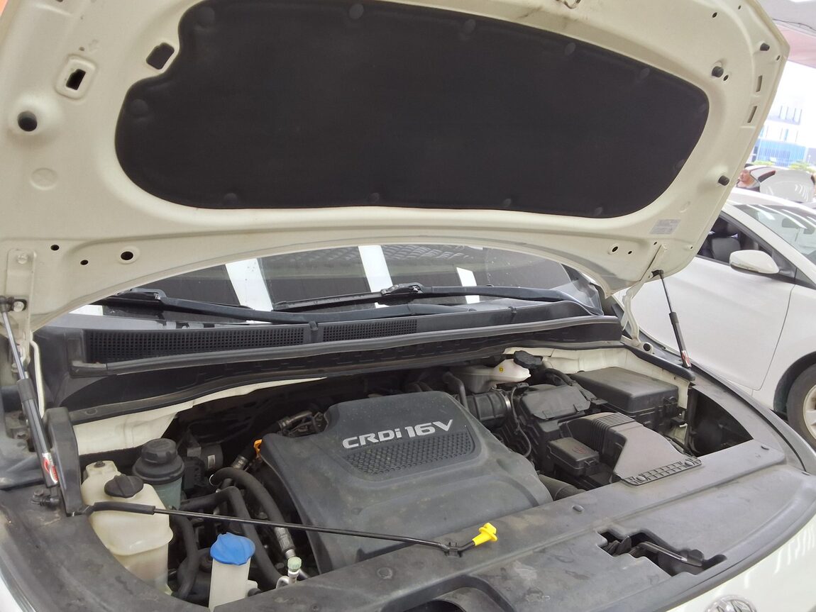 KIA ALL NEW CARNIVAL 9-SEATER DIESEL PRESTIGE 2016 - zdjęcie 20