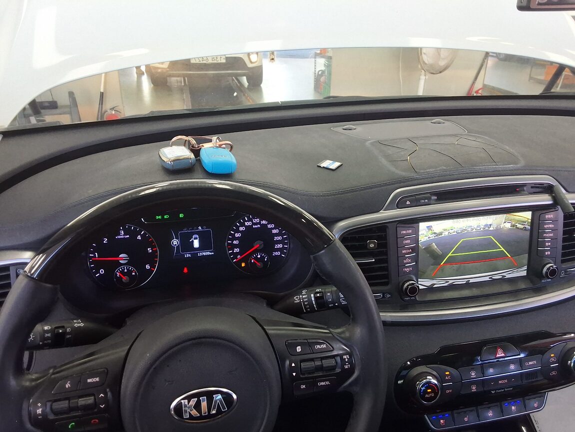 KIA ALL NEW SORENTO R2.0 4WD PRESTIGE 2015 - zdjęcie 19