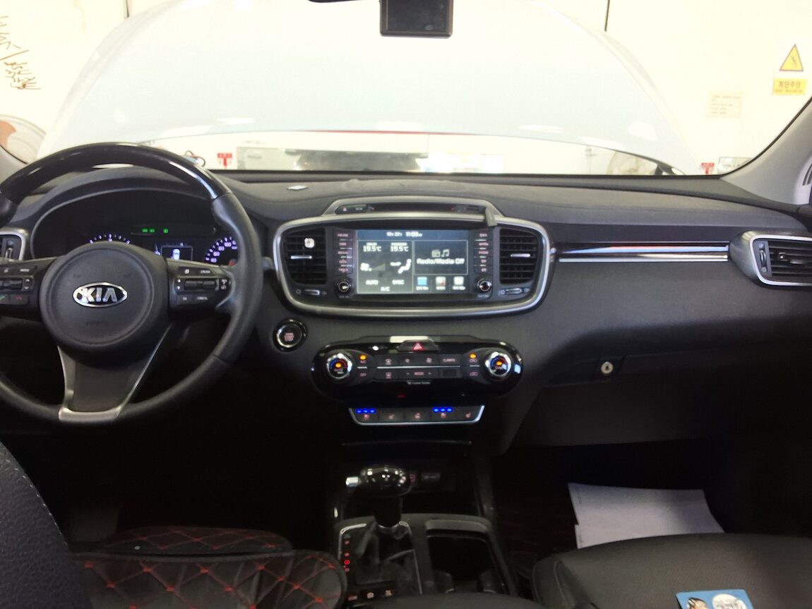 KIA ALL NEW SORENTO R2.0 4WD PRESTIGE 2015 - zdjęcie 11