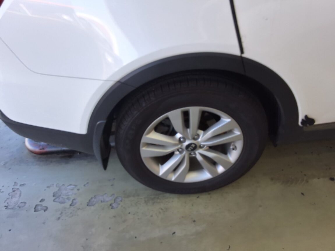 KIA ALL NEW SORENTO R2.0 4WD PRESTIGE 2015 - zdjęcie 25