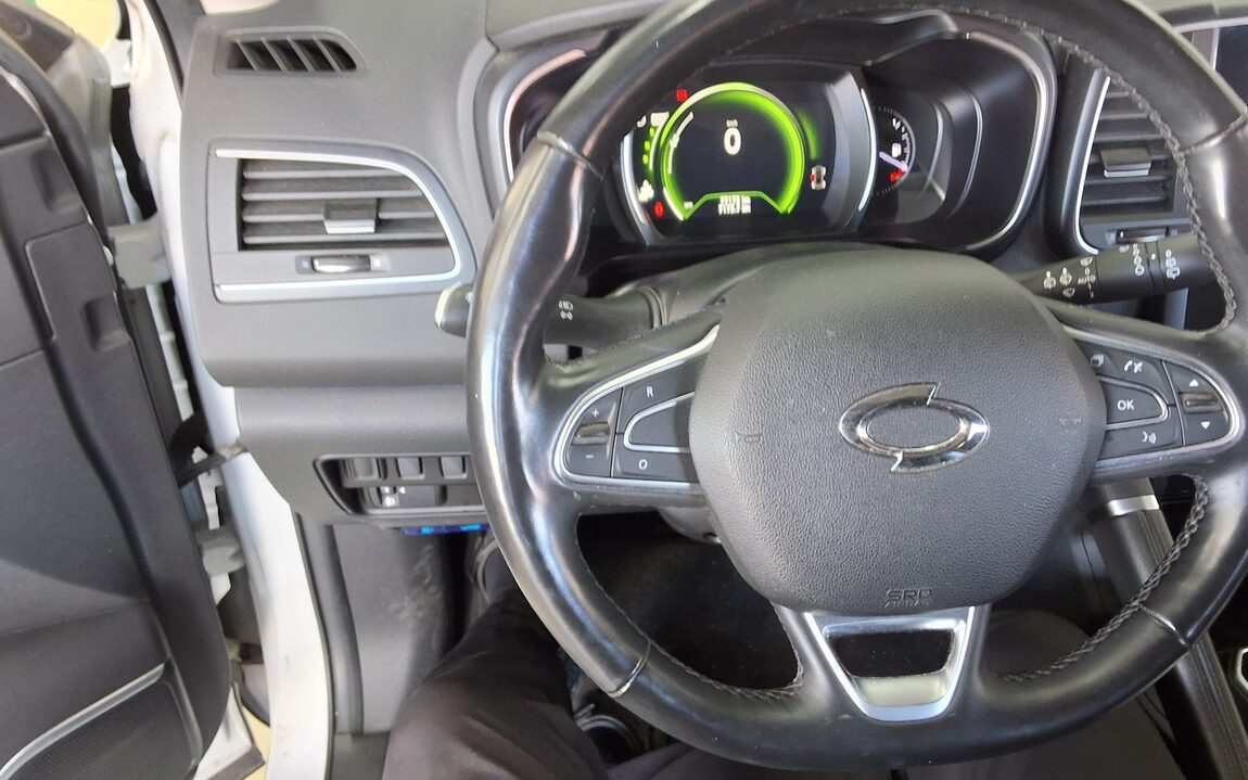 RENAULT (SAMSUNG) NEW QM6 2.0 GDe LE 2021 - zdjęcie 17